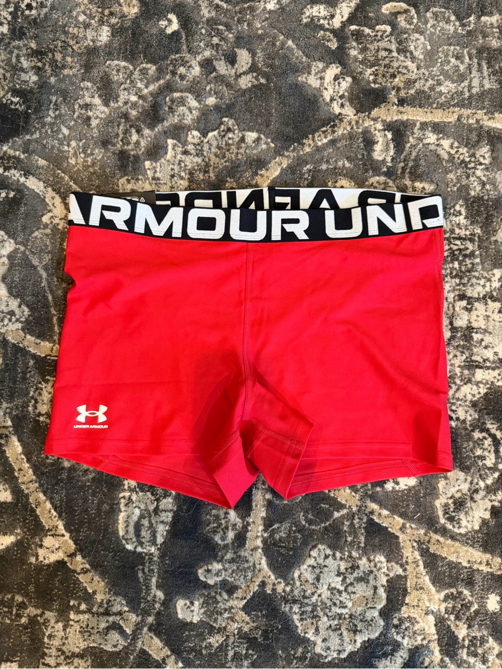 Under Armour Women's Red Performance Compression Shorts size XL